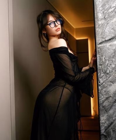 Mahim aged housewife Call Girl